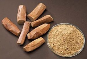 use Chandan Powder And Multani Mitti remedy to get fair neck