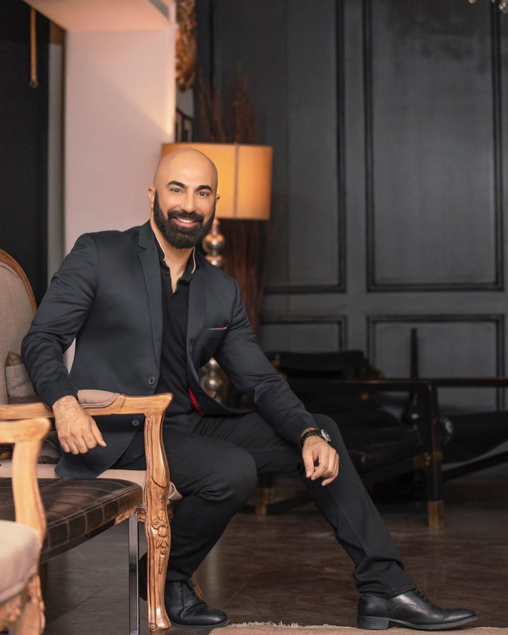 Hassan Sheheryar Yasin (HSY) Host