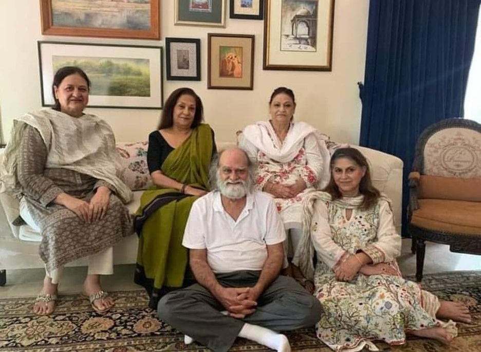 Samina Ahmed's Family and Relatives