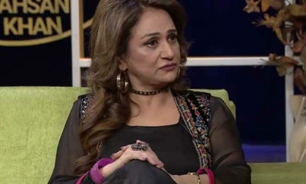 actress-and-singer-bushra-ansari-speeks-her-divorce-case